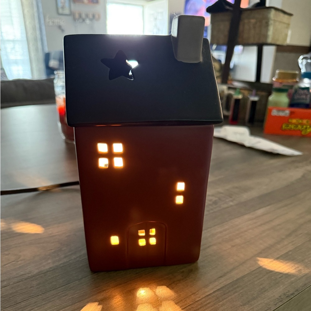 Discontinued style. Super cute!!!